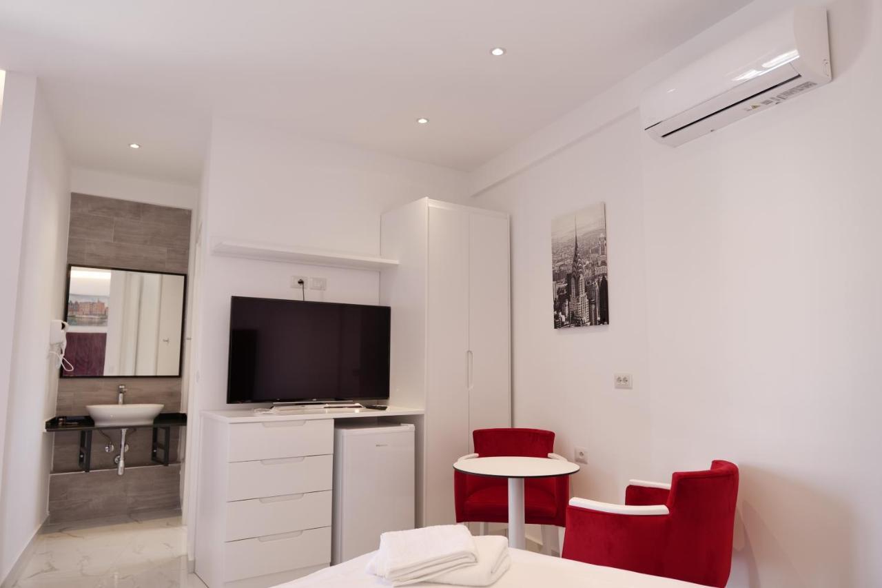 Lumi Hotel Saranda Kültér fotó