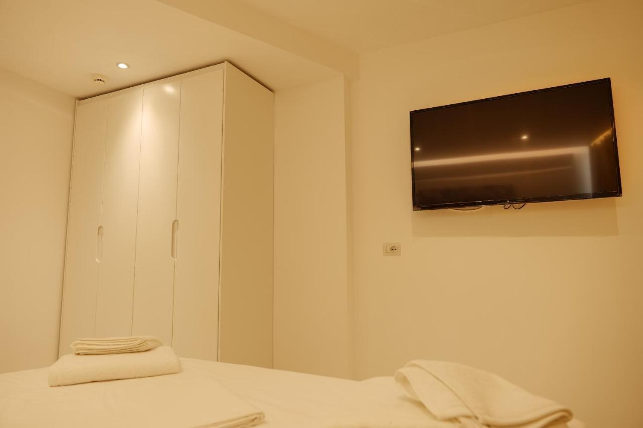 Lumi Hotel Saranda Kültér fotó