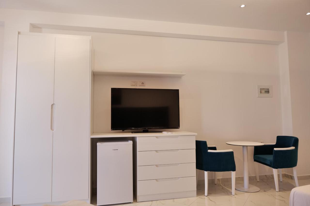 Lumi Hotel Saranda Kültér fotó